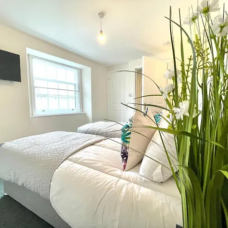 Renovated 2 Bedroom 2 Bathrooms Hope Chapel Hill Bristol